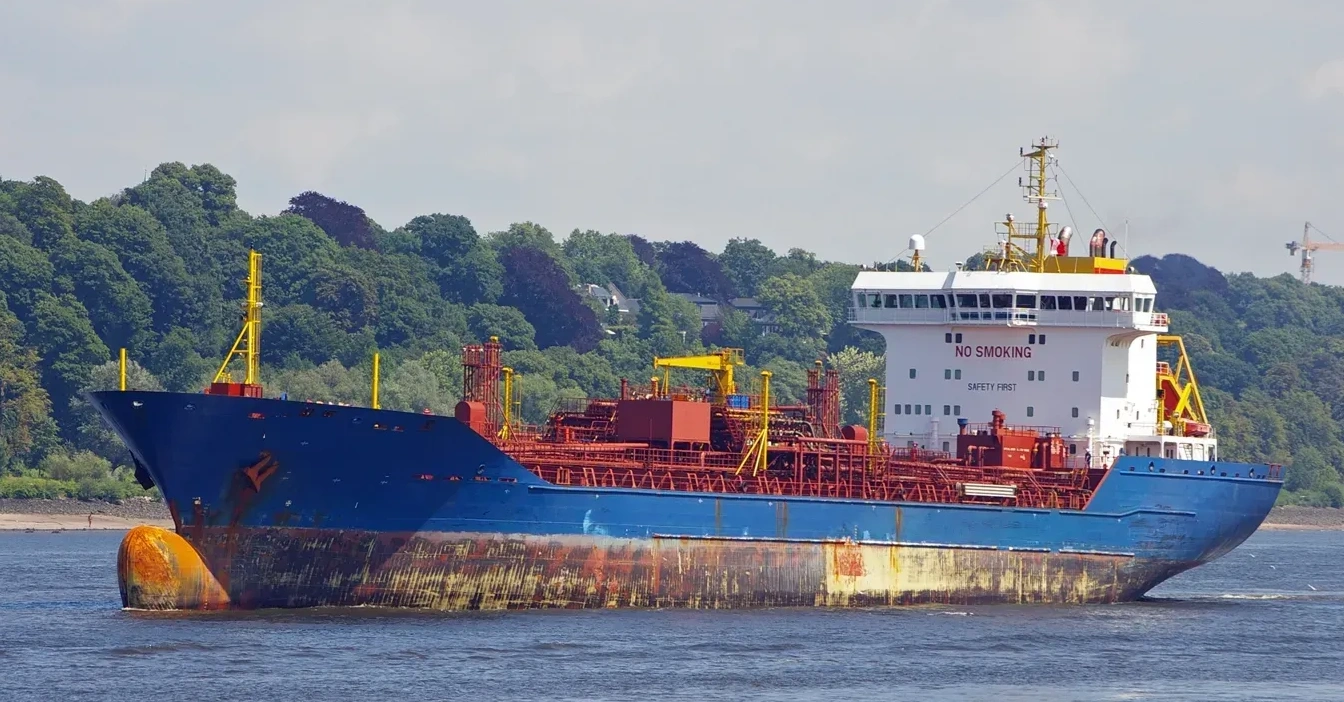 M/T YONG CHANG SHUN HANG - MARSHALL ISLANDS FLAG