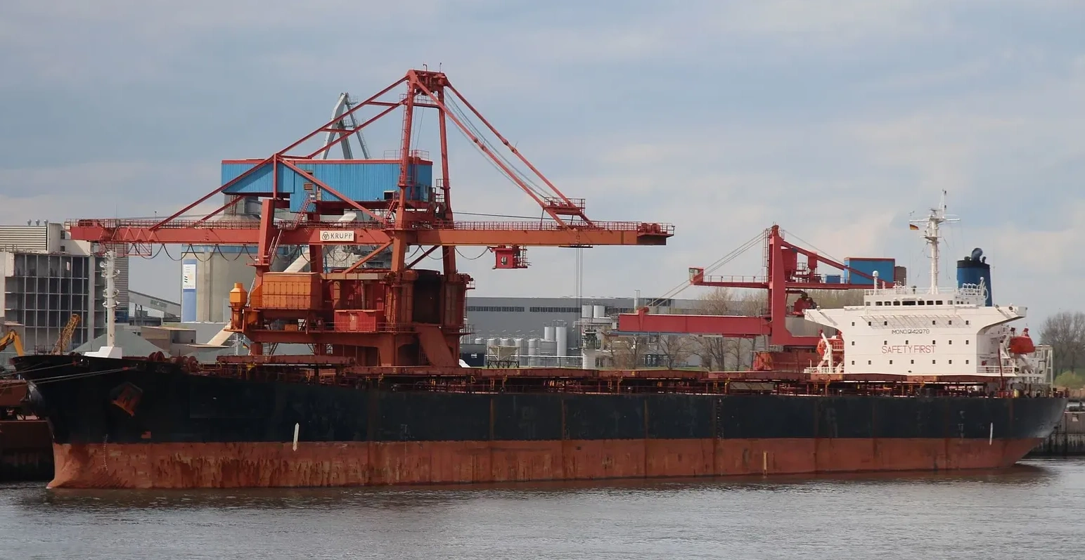 M/V YI LI - PANAMA FLAG